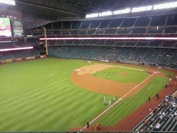Daikin Park, section: 307, row: 3, seat: 10