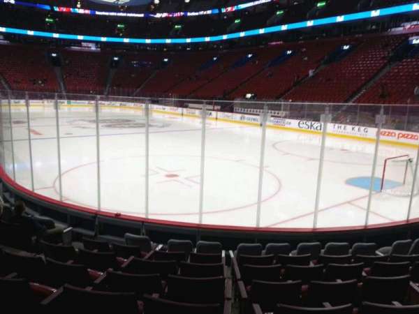 Centre Bell, section: 109, row: b, seat: 4