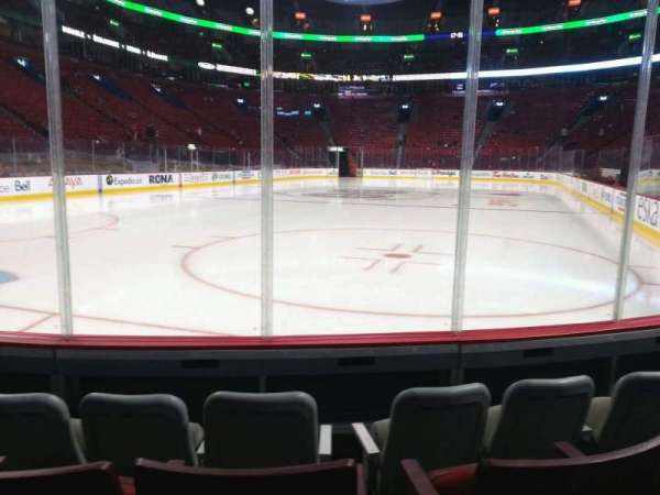 Centre Bell, section: 106, row: dd, seat: 4