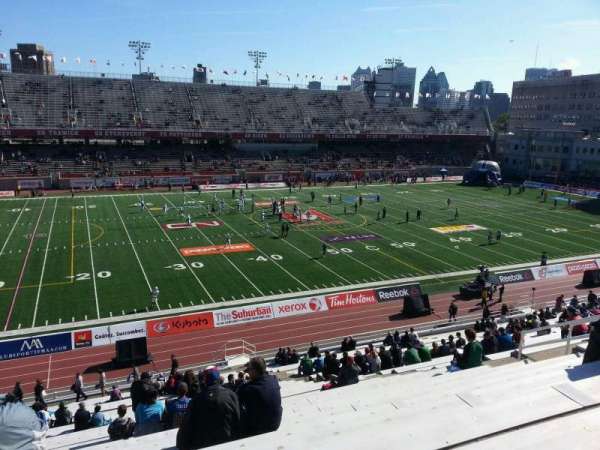 Percival Molson Memorial Stadium, section: h2, row: 1, seat: 23