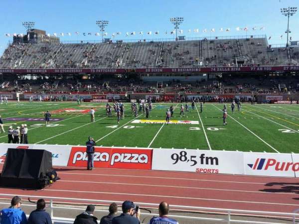 Percival Molson Memorial Stadium, section: e1, row: 7, seat: 28