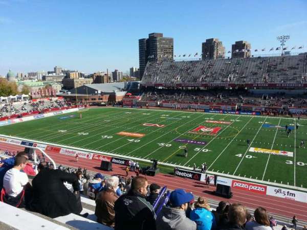 Percival Molson Memorial Stadium, section: e2, row: 5, seat: 13