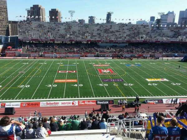 Percival Molson Memorial Stadium, section: h2, row: 9, seat: 13