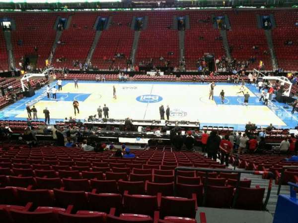 Centre Bell, section: 101, row: s, seat: 1