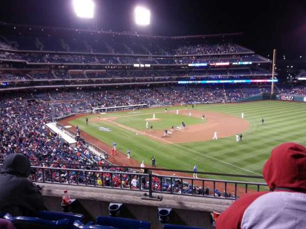 Citizens Bank Park, section: 209, row: 3, seat: 12