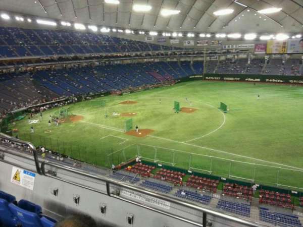 Tokyo Dome, section: Home, row: 3, seat: 307