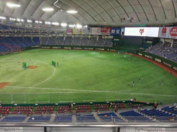 Tokyo Dome, section: Home, row: 3, seat: 307