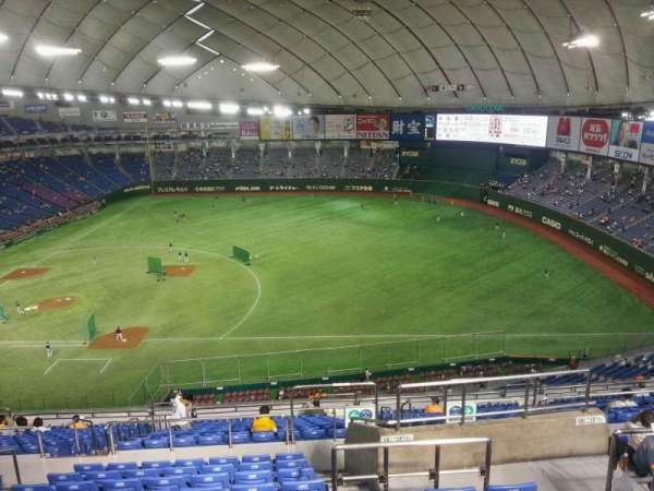 Tokyo Dome, section: Home, row: 20, seat: 266