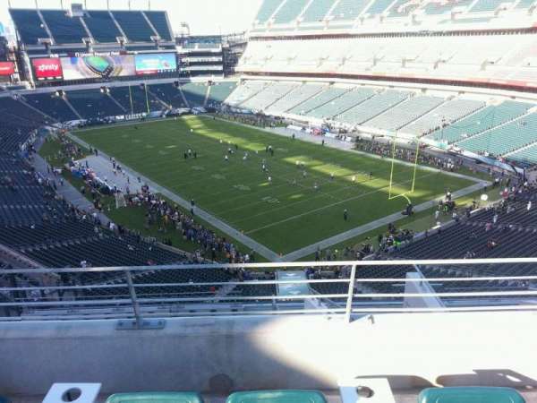 Lincoln Financial Field, section: Miller Lite Phlite Deck