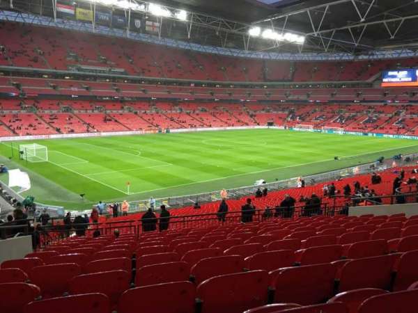 Wembley Stadium, section: 106, row: 42, seat: 100