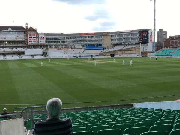Kia Oval, section: JM Finn Stand 13, row: 25, seat: 425