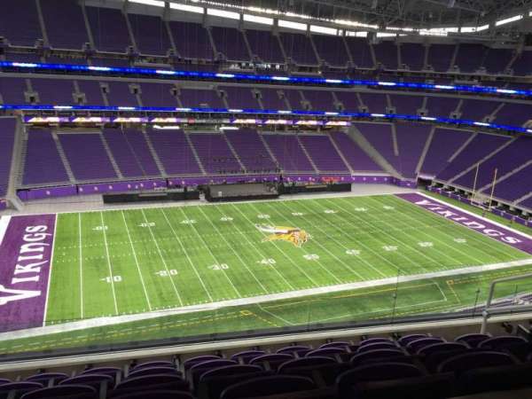 U.S. Bank Stadium, section: 344, row: Acc