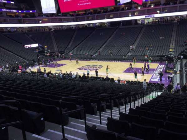 Golden 1 Center, section: 105, row: P, seat: 14