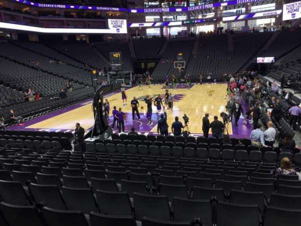 Golden 1 Center, section: 112, row: G, seat: 9