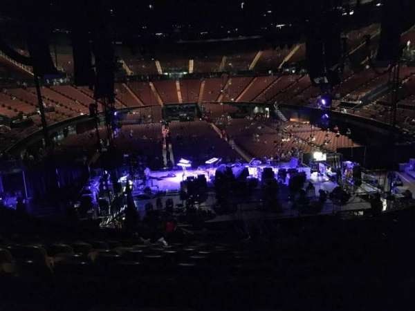 Kia Forum, section: 118, row: 16, seat: 5