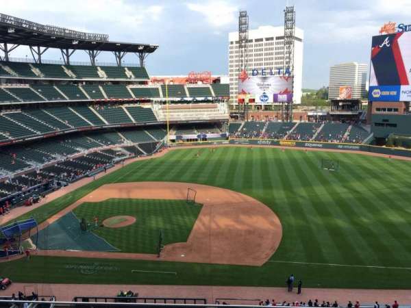 Truist Park, section: 318, row: 4, seat: 8