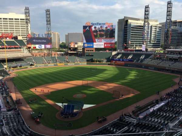 Truist Park, section: 325, row: 4, seat: 12