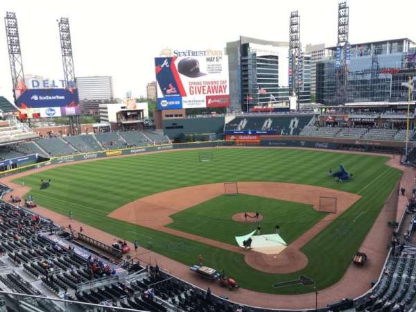 Truist Park, section: 327, row: 4, seat: 14