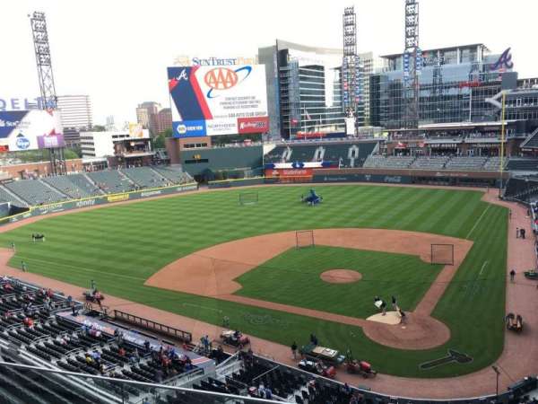 Truist Park, section: 328, row: 3, seat: 11
