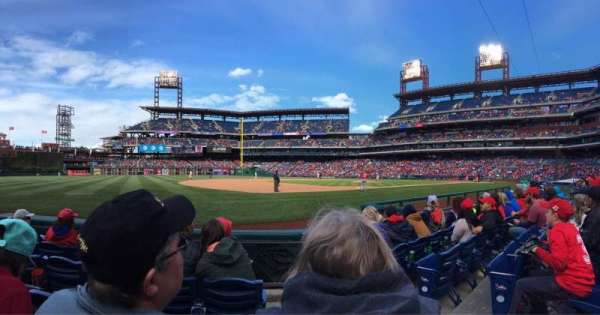 Citizens Bank Park, section: 134, row: 5, seat: 2