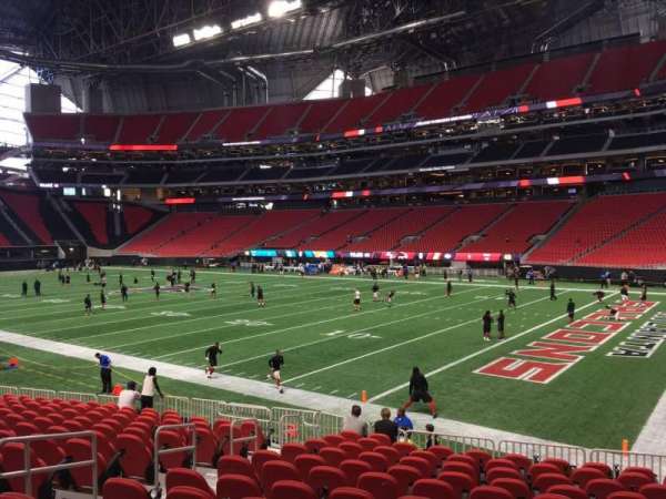 Mercedes-Benz Stadium, section: 123, row: 15, seat: 13