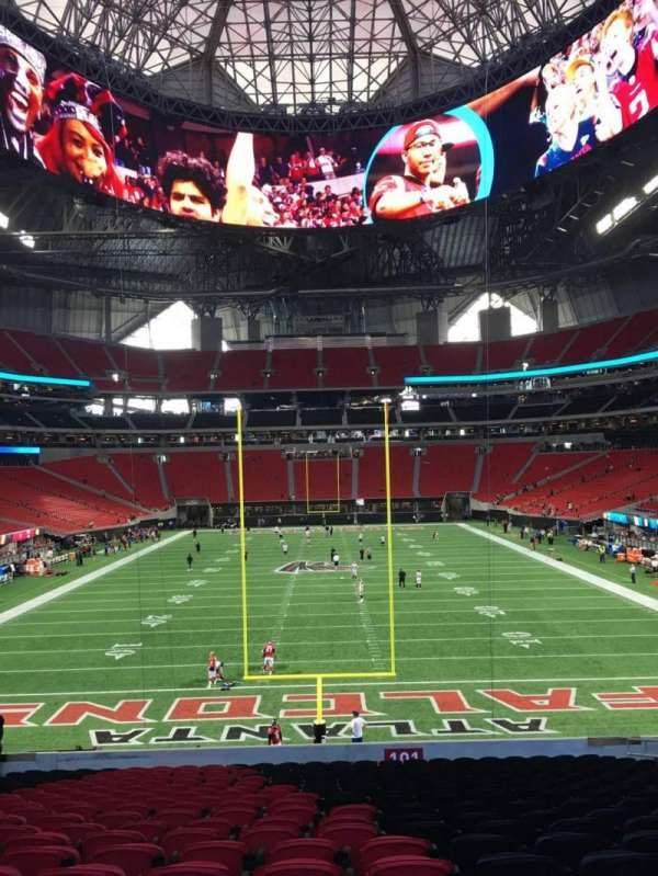 Mercedes-Benz Stadium, section: 101, row: 30, seat: 13