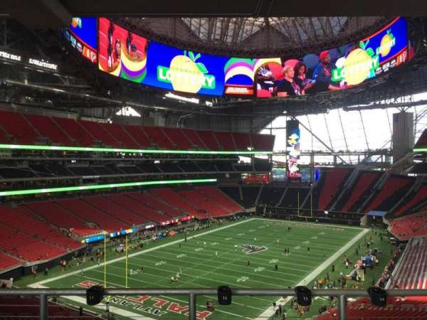 Mercedes-Benz Stadium, section: 220, row: 12a, seat: 16