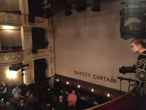 Garrick Theatre, section: Grand Circle, row: B, seat: 1