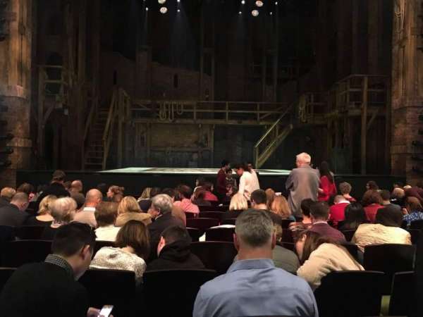 Victoria Palace Theatre, section: Stalls, row: L, seat: 25