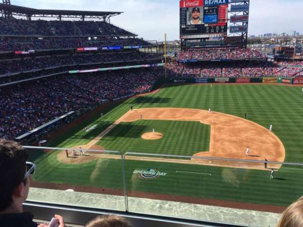 Citizens Bank Park, section: 315, row: 2, seat: 5