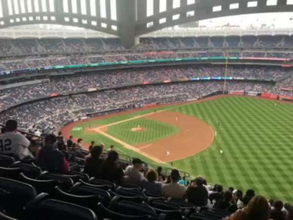 Yankee Stadium, section: 411, row: 14, seat: 12