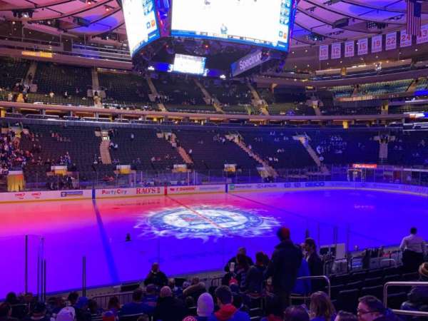 Madison Square Garden, section: 106, row: 10, seat: 15