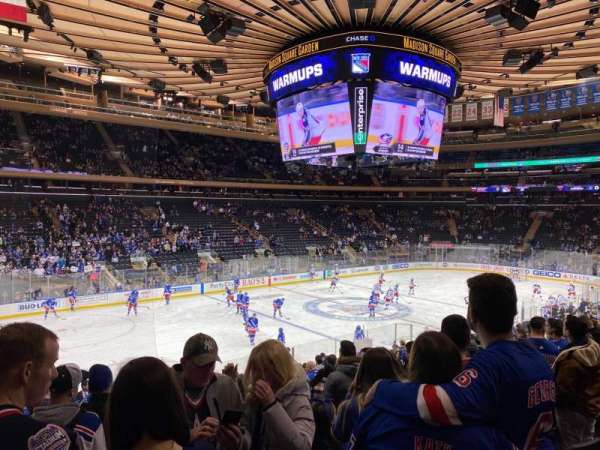 Madison Square Garden, section: 105, row: 18, seat: 5