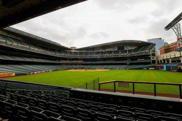 Daikin Park, section: 155, row: 13, seat: 10