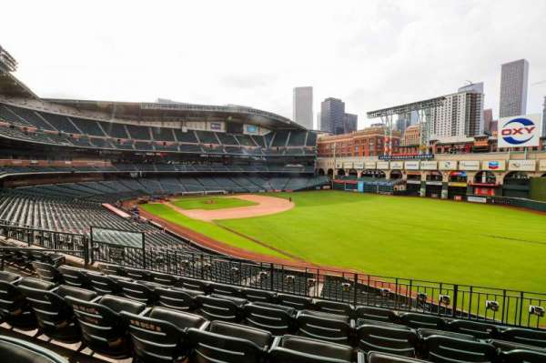 Daikin Park, section: 233, row: 5, seat: 8