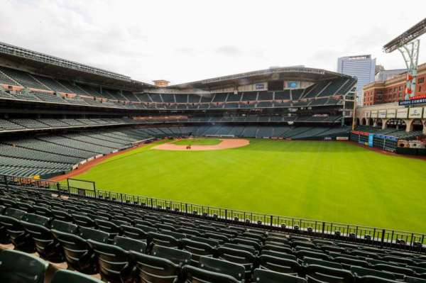 Daikin Park, section: 254, row: 7, seat: 13