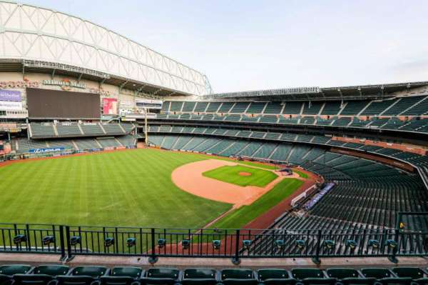 Daikin Park, section: 306, row: 4, seat: 8