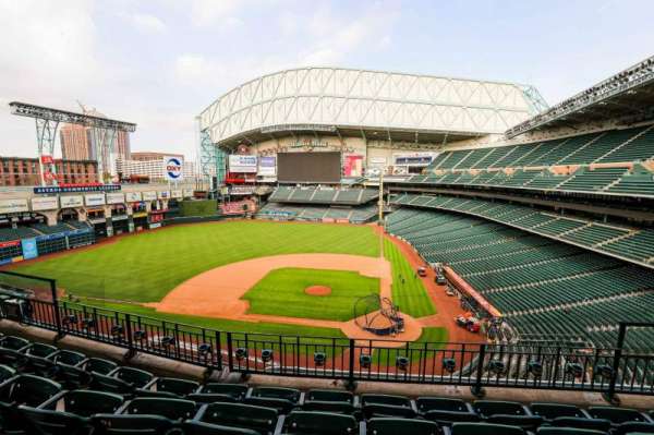 Daikin Park, section: 315, row: 4, seat: 10