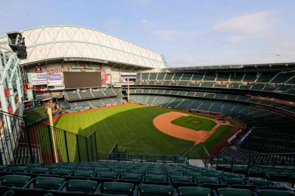 Daikin Park, section: 405, row: 10, seat: 5