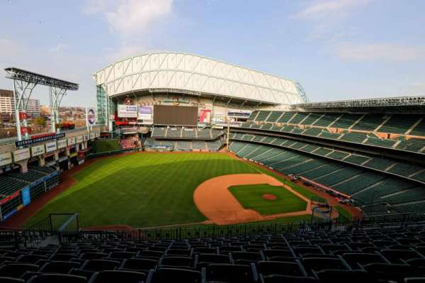 Daikin Park, section: 410, row: 9, seat: 7