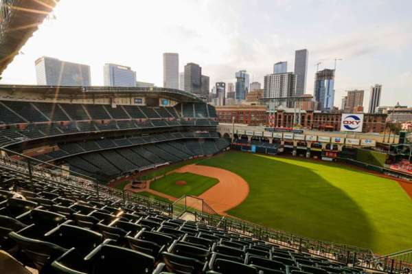 Daikin Park, section: 429, row: 10, seat: 8