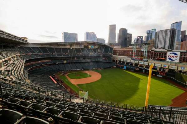 Daikin Park, section: 434, row: 9, seat: 7