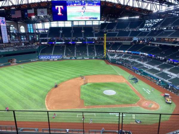 Globe Life Field, section: 211, row: 5, seat: 10