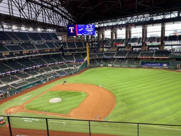 Globe Life Field, section: 225, row: 4, seat: 14