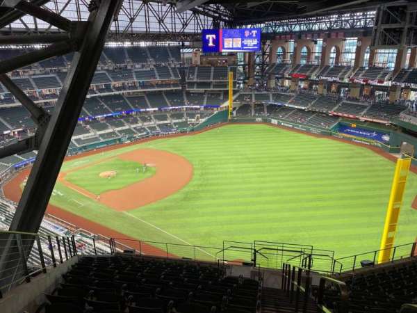 Globe Life Field, section: 322, row: 14, seat: 12
