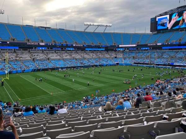 Bank of America Stadium, section: 321, row: 14, seat: 9