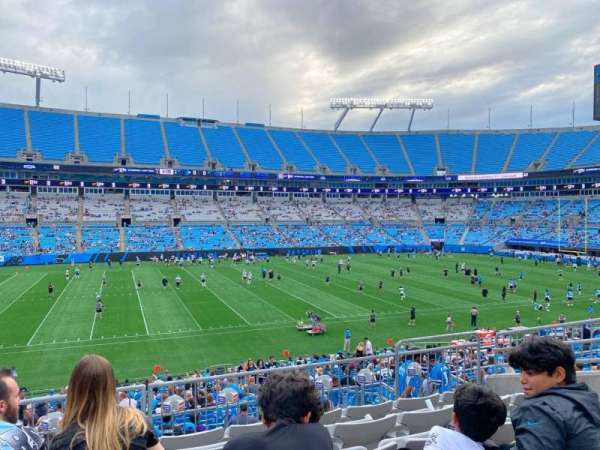 Bank of America Stadium, section: 318, row: 6, seat: 9