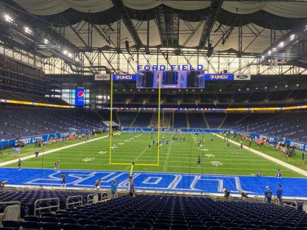 Ford Field, section: 117, row: 25, seat: 9