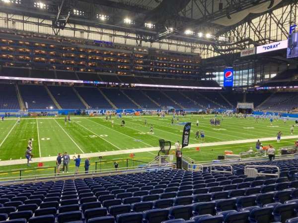 Ford Field, section: 124, row: 17, seat: 9