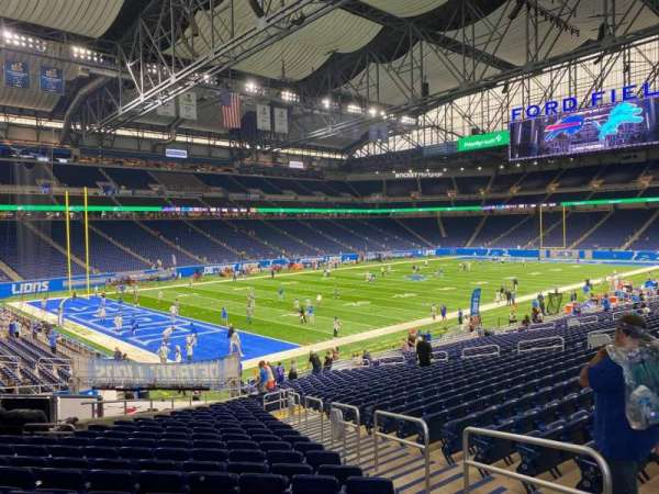 Ford Field, section: 100, row: 28, seat: 18